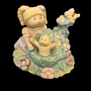 Cabbage Patch Kids Vintage Porcelain 1984 music box- plays “It’s a small world”
